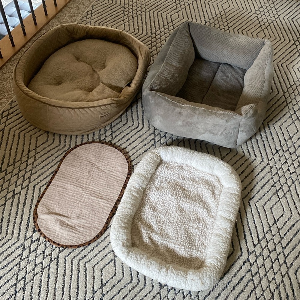 4 Piece Dog Bed Set